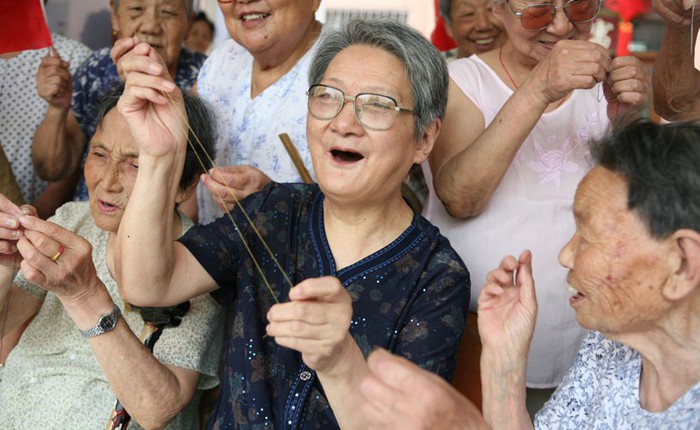 Năm 2040, người Trung Quốc sẽ sống lâu hơn người Mỹ, Nhật Bản không còn là quốc gia có tuổi thọ trung bình cao nhất