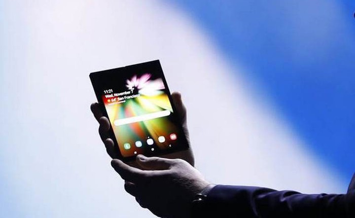Smartphone màn hình gập của Samsung sẽ có giá lên tới 2500 USD, bằng hai chiếc iPhone XS Max bản 256GB