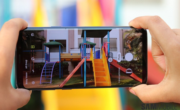 Người dùng khó chịu vì giao diện camera như iPhone của Samsung One UI