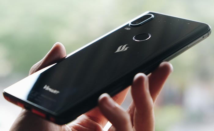 Mở hộp và trên tay Vsmart Active 1: Thiết kế đẹp, cấu hình mạnh, hậu mãi tốt, giá rẻ hơn cả điện thoại Trung Quốc