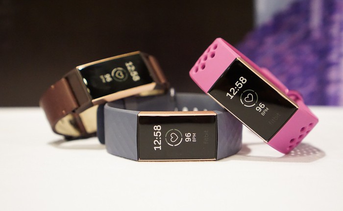Ảnh thực tế đồng hồ thông minh Fitbit Charge 3: chịu nước 50m, pin dùng 7 ngày, giá từ 3,8 triệu