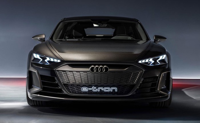 Xe điện concept e-tron GT của Audi sẽ xuất hiện trong Avengers 4, có thể do Tony Stark cầm lái