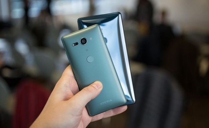 Mải để ý tới thiết kế mới, chẳng ai nhận ra Sony Xperia XZ2 và XZ2 Compact bị... "béo phì"