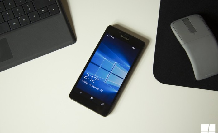 Cài đặt thành công hệ điều hành Windows 10 cho Lumia 950