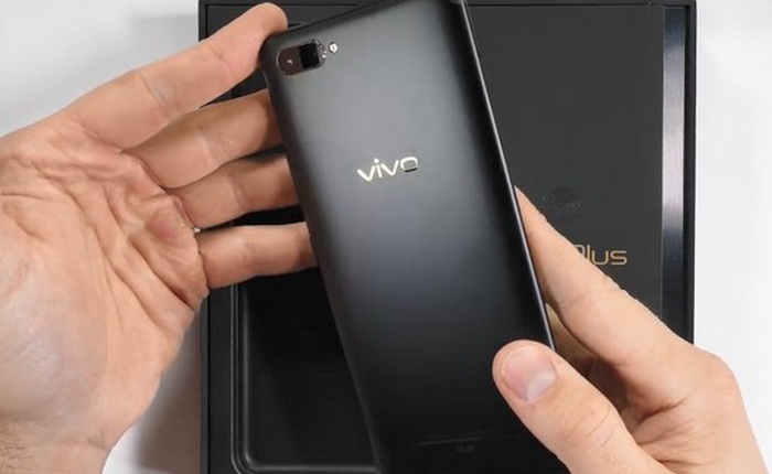 Cào xước cảm biến vân tay dưới màn hình trên Vivo X20 Plus, máy còn nhận diện được không?