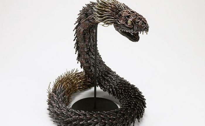 Ấn tượng với kỹ thuật uốn dây đồng tạo nên những tác phẩm điêu khắc cực ấn tượng của nghệ sỹ người Nhật