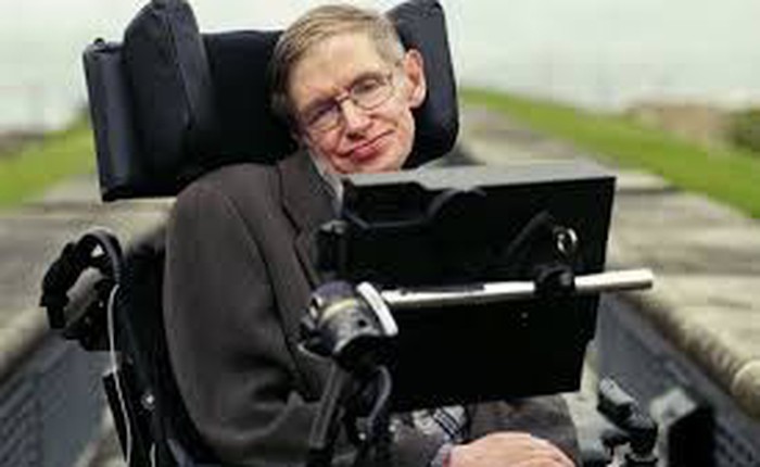 Từng là sinh viên lười, 8 tuổi mới biết đọc, điều gì đã khiến Stephen Hawking thay đổi để trở thành một trong những bộ óc vĩ đại của nhân loại?