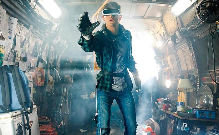 Đạo diễn Steven Spielberg đã sử dụng cả Oculus Rift, HTC Vive và HoloLens để quay bộ phim mới nhất của mình