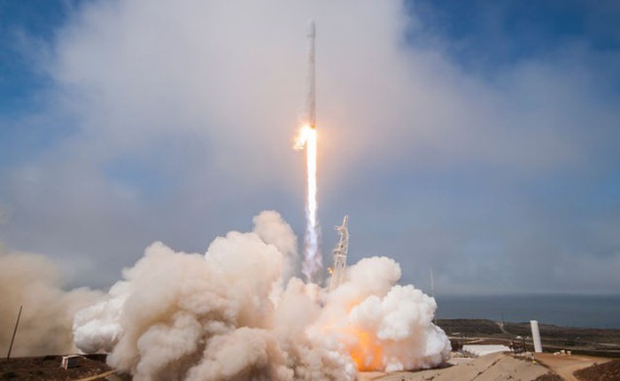 Tên lửa SpaceX vô tình tạo ra một lỗ hổng khổng lồ đường kính 900km trên tầng điện ly của Trái đất, làm sai lệch hệ thống GPS