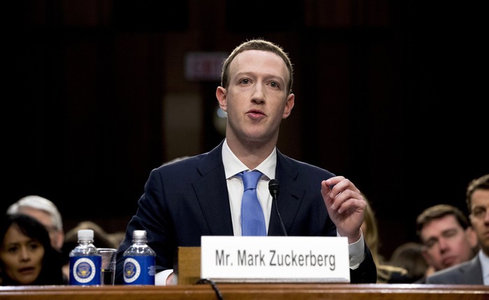 Mark Zuckerberg: “Chúng tôi không phạm luật vì rõ ràng đã thông báo rằng Facebook có thể thu thập dữ liệu của người dùng”