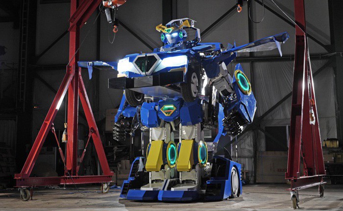 Dành cả tuổi thanh xuân chế tạo robot như trong phim Transformers để thỏa mãn ước mơ tuổi thơ