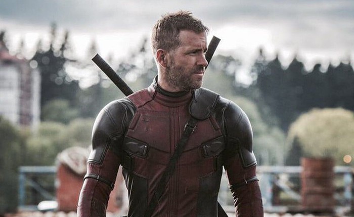 Ryan Reynolds, Michael Bay, và biên kịch Deadpool sẽ sản xuất phim độc quyền cho Netflix