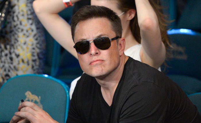 Hành trình kì diệu của Elon Musk: Từ một cậu bé chuyên bị bắt nạt cho đến "Iron Man" phiên bản đời thực