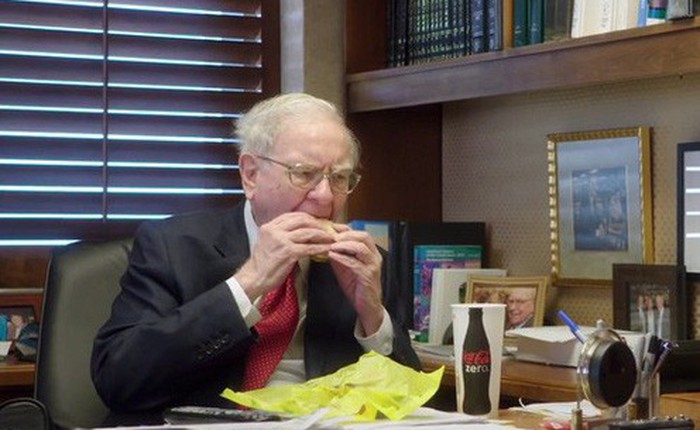Là tỷ phú giàu thứ 3 thế giới nhưng bữa sáng của Warren Buffett chỉ có giá bằng một bát phở