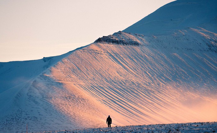 Ở Vùng Bắc Cực: nguyên ngày lúc nào cũng là giờ vàng để chụp ảnh