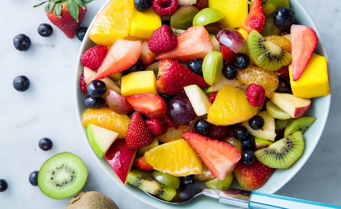 Hoàn toàn có thể ăn hoa quả khi bụng đang rỗng, thậm chí nó còn có những lợi ích này cho sức khỏe nữa!