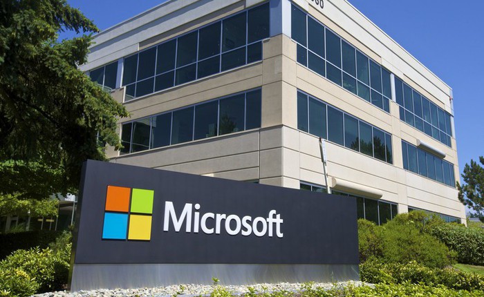 Cổ phiếu Microsoft tăng mạnh, lần đầu tiên trong lịch sử vượt mốc 100 USD sau thông tin thâu tóm GitHub