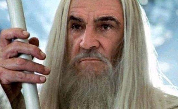 Do "không hiểu kịch bản", diễn viên gạo cội Sean Connery đã từ chối đóng vai Gandalf để rồi mất trắng 450 triệu USD