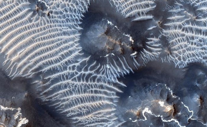 Cận cảnh bề mặt kỳ thú trên Sao Hỏa trong loạt ảnh mới nhất của NASA