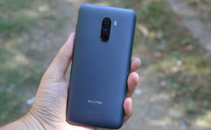 Trên tay sớm Pocophone F1, hiệu suất hàng đầu, màn hình đẹp, pin tuyệt, giá siêu rẻ nhưng camera tầm thường