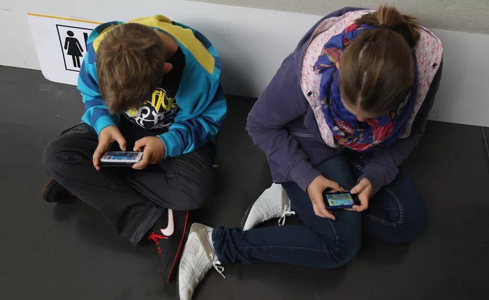 Pháp chính thức cấm sử dụng smartphone trong trường học