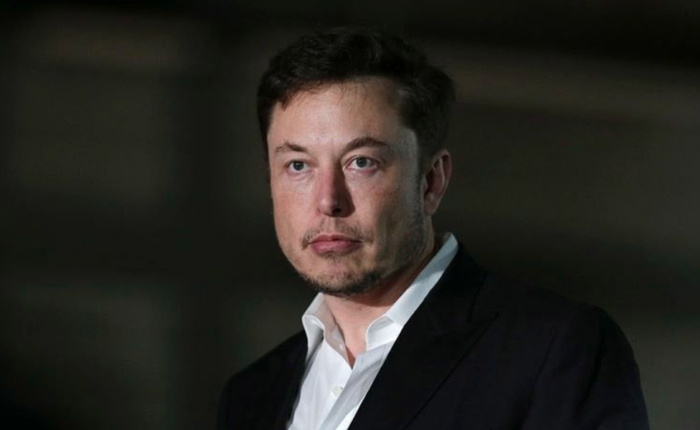 Elon Musk đứng lên xin lỗi vì bất lịch sự, cổ phiếu Tesla ngay lập tức tăng vọt