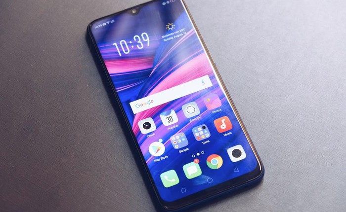 Khác biệt với phần còn lại, Oppo F9 mang lại cho người dùng nhiều món quà đặc biệt