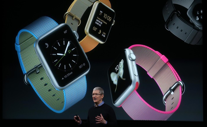 Apple Watch và AirPods thoát khỏi mức thuế quan mới của chính quyền Mỹ