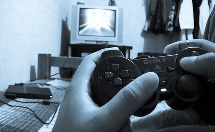 Sony đặt dấu chấm hết cho chiếc máy chơi game huyền thoại PlayStation 2