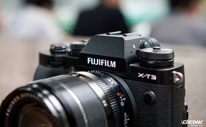 Trên tay "Quái vật tí hon" Fujifilm X-T3 vừa ra mắt được 1 ngày