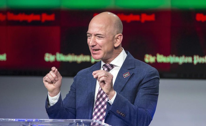 Amazon vượt qua Microsoft để trở thành công ty đại chúng lớn thứ ba trên thế giới