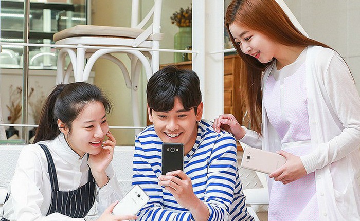 Người Triều Tiên hóa ra không ghét điện thoại Samsung như tưởng tượng