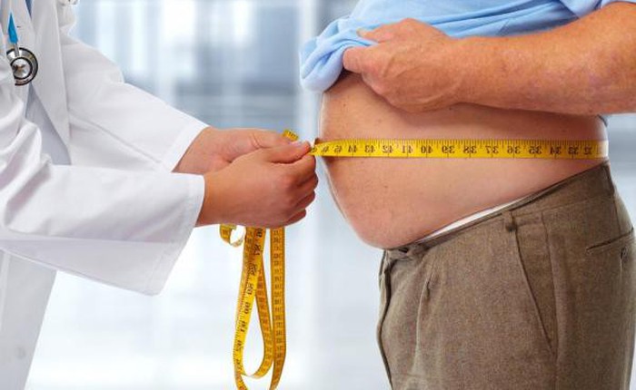 Nghiên cứu cho thấy xem nhiều quảng cáo sẽ khiến bạn bị béo bụng