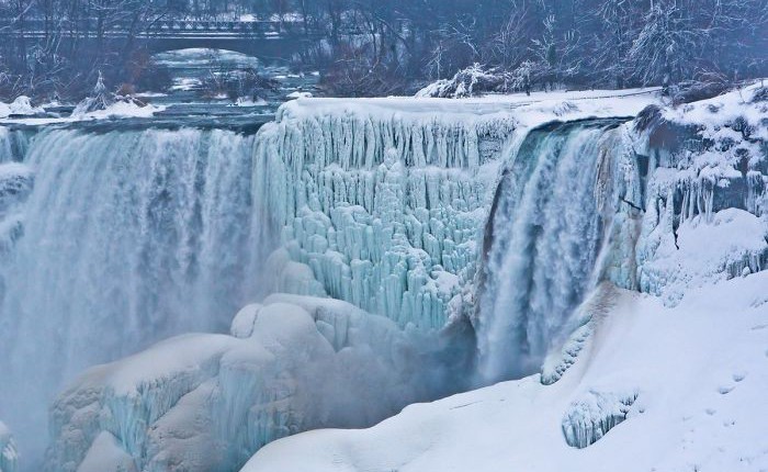 [Ảnh] Khung cảnh thác Niagara đóng băng trong đợt rét kỷ lục của nước Mỹ