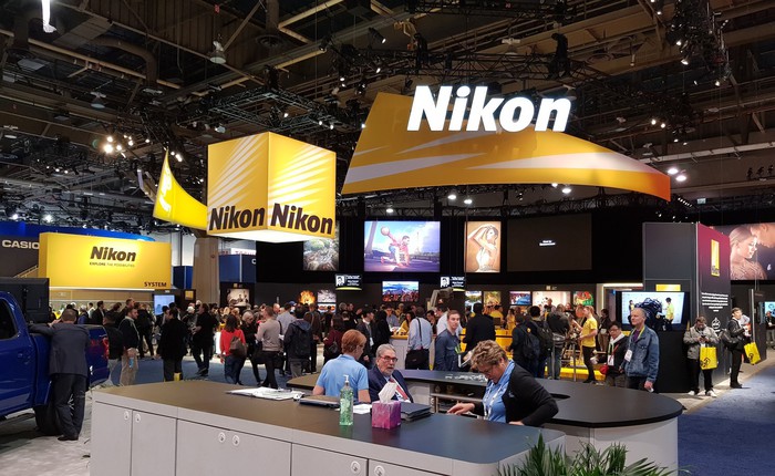 [CES 2018] Bên trong gian hàng kỷ niệm 100 năm của Nikon: Lịch sử và tương lai