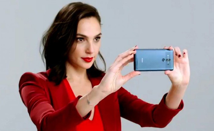 Huawei chính thức bán Mate 10 Pro tại Mỹ từ tháng 2, mời nữ diễn viên Gal Gadot làm Giám đốc Trải nghiệm