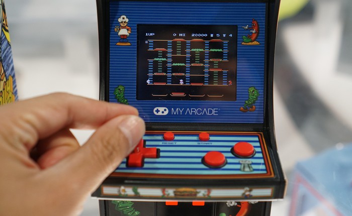 [CES 2018] Máy chơi game thùng tí hon của My Arcade: Khi tuổi thơ nằm gọn trong lòng bàn tay