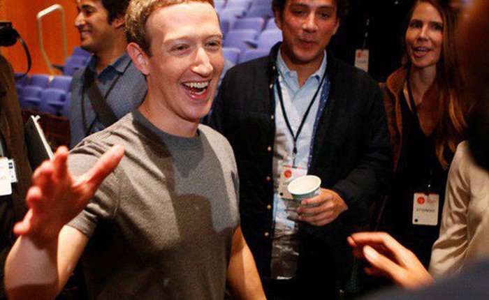 Facebook bị thổi bay 25 tỷ USD vốn hóa vì thay đổi giao diện nhưng các chuyên gia đánh giá đây là điều tốt