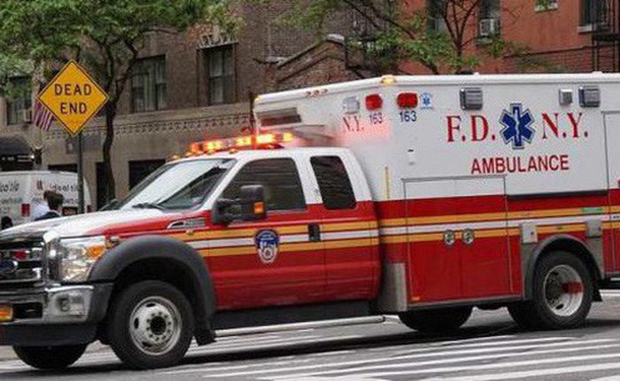 Thực hư câu chuyện "tài xế xe cứu thương đang chạy thì bị đau tim, bệnh nhân phải tự lái xe đến viện" gây xôn xao MXH