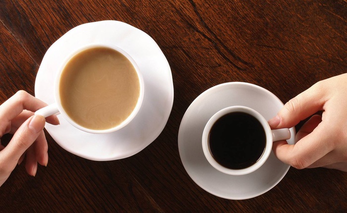 Có thật càng uống trà và cà phê, bạn sẽ càng khát vì mất nước?