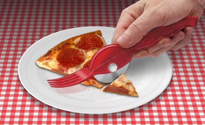 Internet cười ra nước mắt với cái dĩa kiêm dao cắt bánh pizza đang thu hút 2.000 USD trên Kickstarter