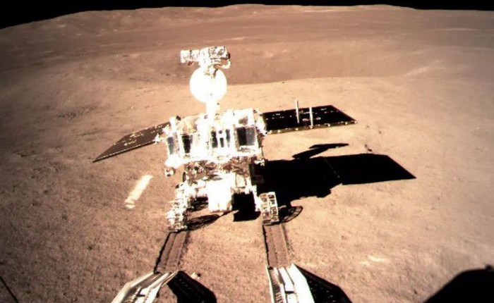 Cận cảnh quá trình hạ cánh và bức ảnh panorama đầu tiên về Mặt Trăng do tàu thăm dò Hằng Nga 4 gửi về Trái Đất