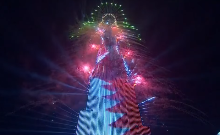 Xem người dân Dubai đón Năm mới 2019 với pháo hoa và màn hình LED khổng lồ gắn trên tòa nhà cao nhất thế giới