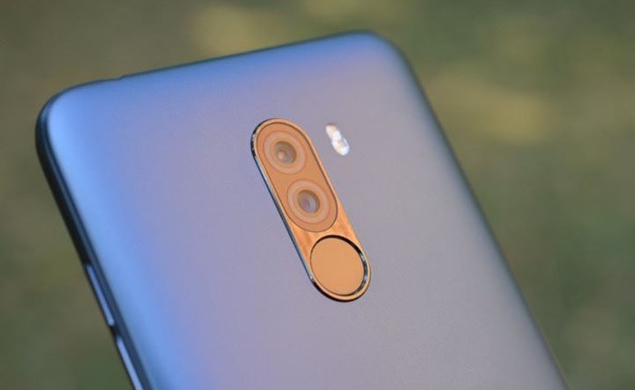 Pocophone F1 đã hấp dẫn này còn hấp dẫn hơn khi nhận được 2 cập nhật lớn về camera