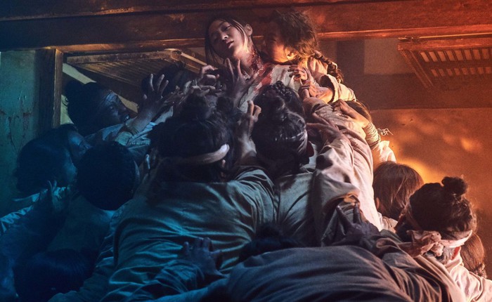 Mời xem trailer Kingdom, series phim kinh dị có thể được coi là đáng sợ nhất của Netflix