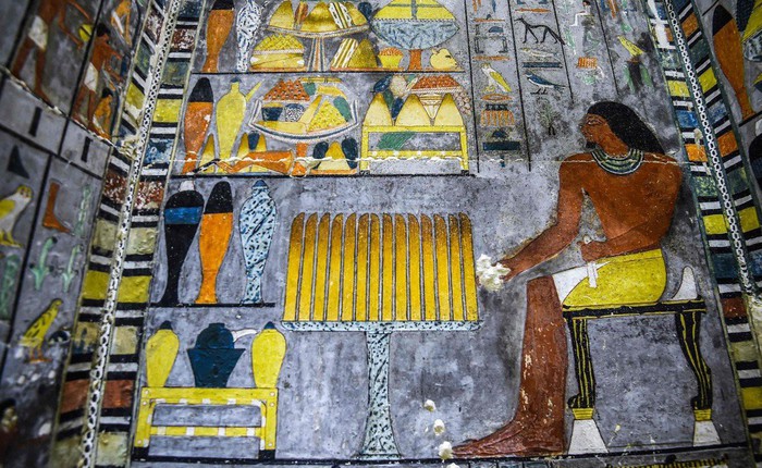 Hình ảnh tuyệt đẹp bên trong lăng mộ cổ 4.000 năm tuổi của Ai Cập