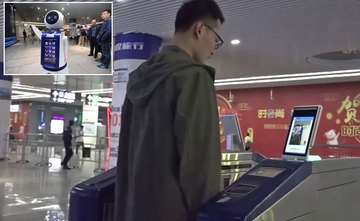 Người đi tàu điện ngầm ở Trung Quốc không cần dùng thẻ, chỉ đơn giản là "lướt khuôn mặt" là có thể đi vào ga