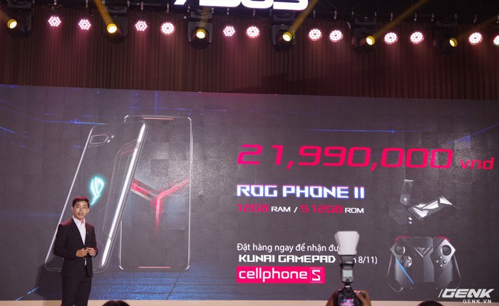 ASUS ROG Phone 2 công bố giá chính hãng 22 triệu, trong khi hàng xách tay chỉ đang ở ngưỡng 12 triệu đồng và bán ra từ nhiều tháng trước