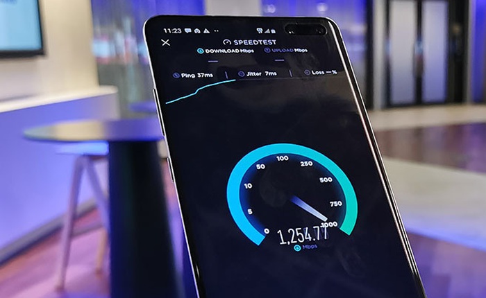 5G nhanh hơn bao nhiêu lần so với 4G: Thử nghiệm thực tế giữa smartphone hỗ trợ 5G và iPhone 11 đã đưa ra được câu trả lời
