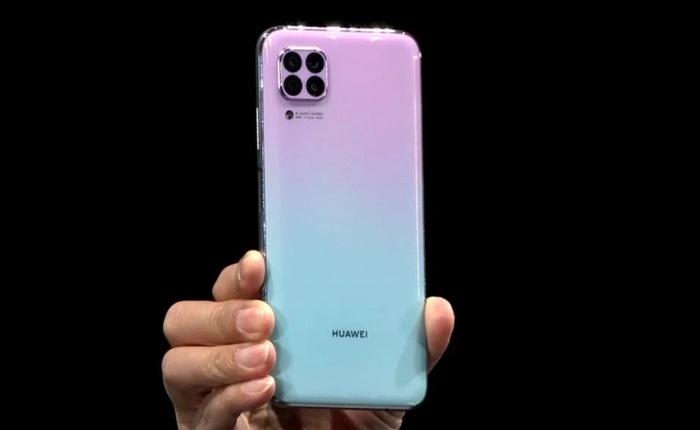 Huawei ra mắt smartphone có mặt trước giống Galaxy S10, mặt sau giống iPhone 11 Pro